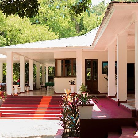 Le Grand Hotel Beck Cap-Haïtien Kültér fotó