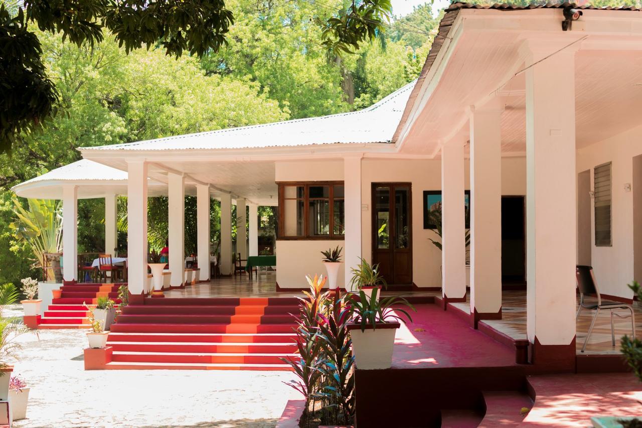 Le Grand Hotel Beck Cap-Haïtien Kültér fotó